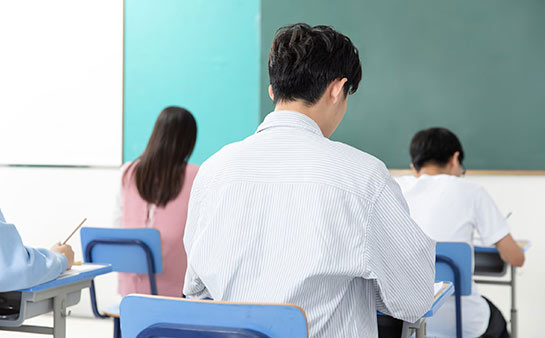 新航道考研电话